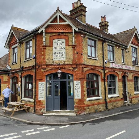 The Six Bells Bed & Breakfast Rochester  Eksteriør bilde
